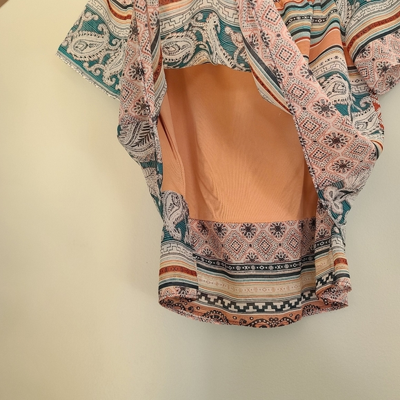 I.N. San Francisco Flowy Pattern Top - Picture 5 of 5